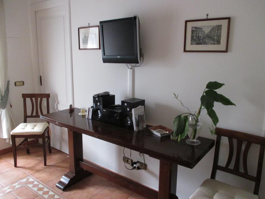 نابولي B&B Nilo الغرفة الصورة