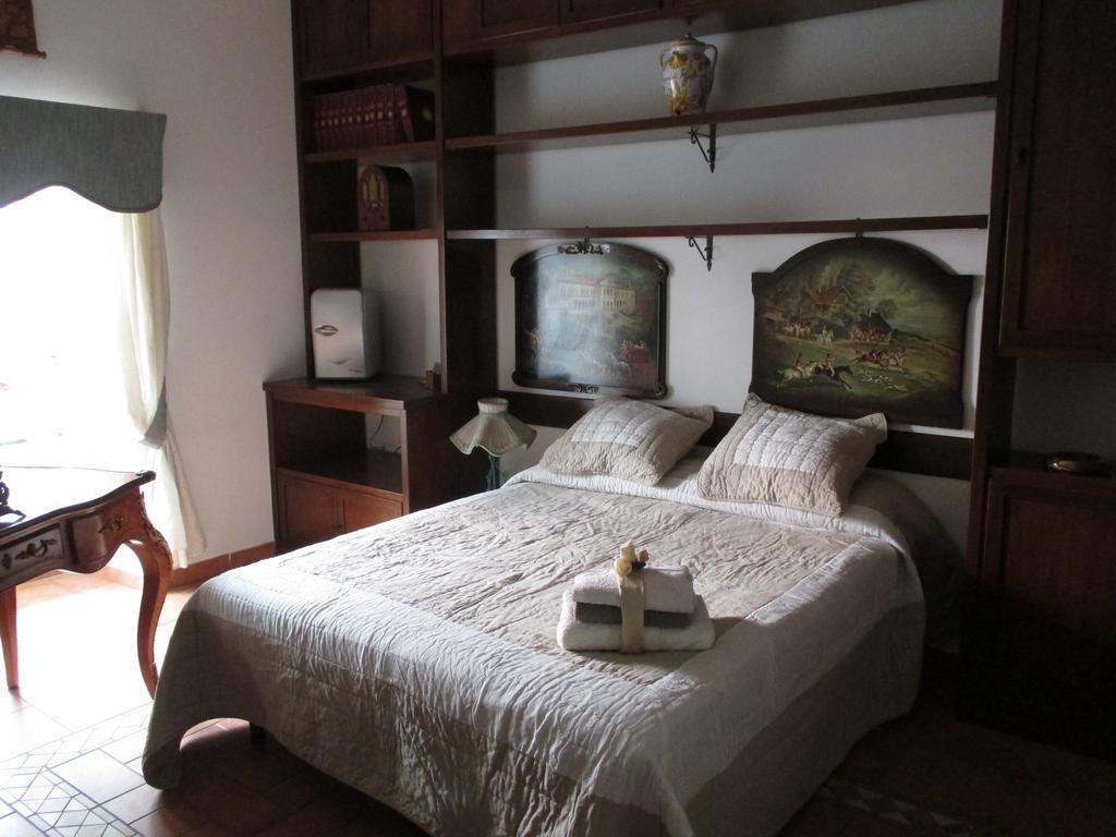 نابولي B&B Nilo الغرفة الصورة